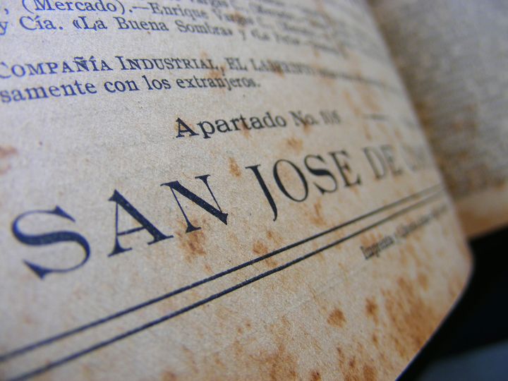 biblioteca 196 copy.jpg